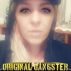 Meet your Posher, Lana